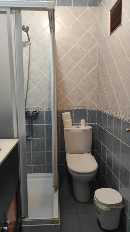 Convenient Rooms - Ferry, Train & Bus Station - Algeciras Exterior photo